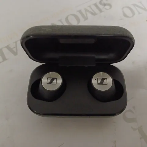 SENNHEISER EARBUDS