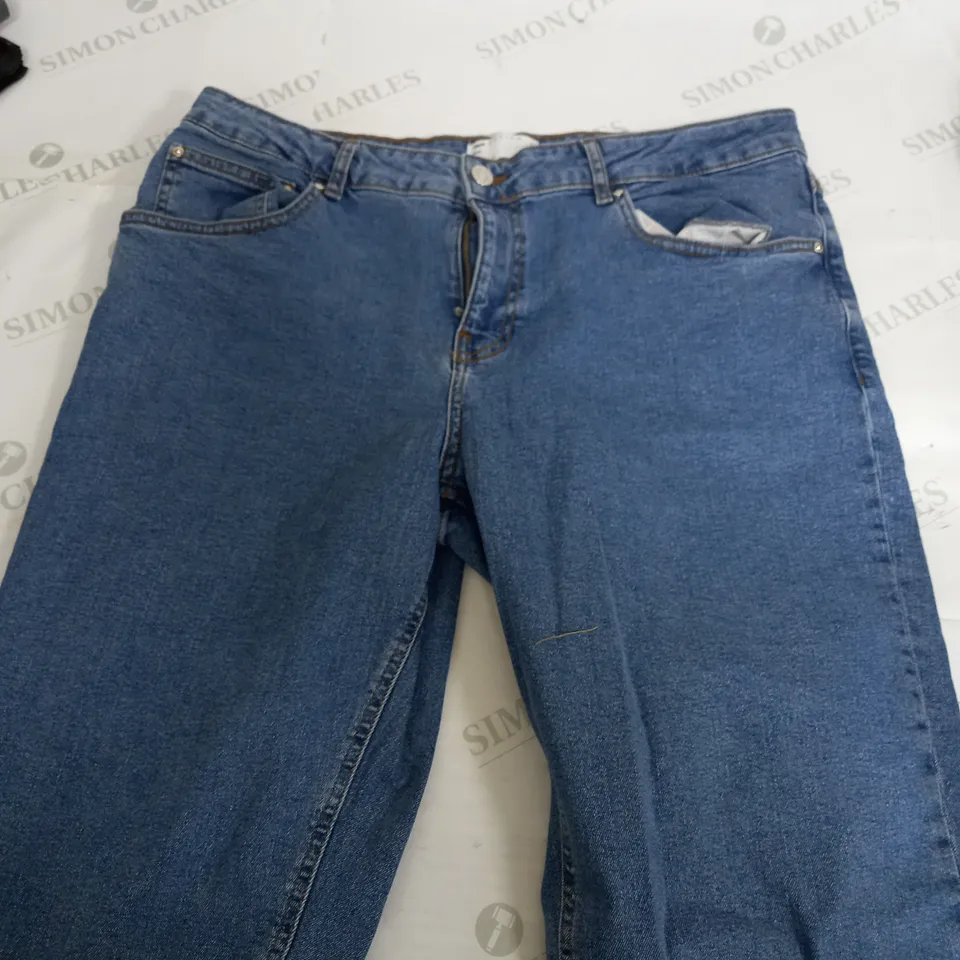 ASOS DESIGN SLIM DENIM JEANS - W36 L34