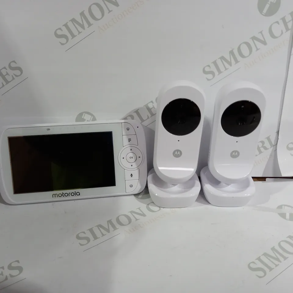 MOTOROLA BABY MONITOR WITH 2 CAMERAS