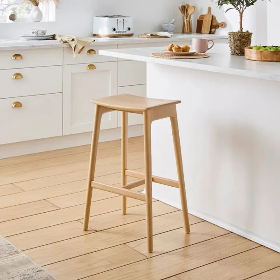 BOXED ALBERT BAR STOOL - MODERN OAK (1 BOX)