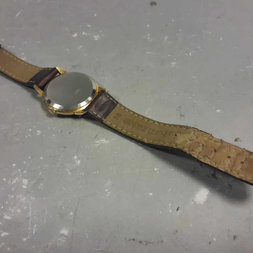 ZENTENA VINTAGE WATCH WITH LEATHER STRAP