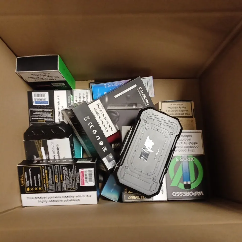 BOX OF APPROX 14 ASSORTED E-CIGARETTES TO INCLUDE - OXVA XLIM SE - UWELL CALIBURN TENAT - ASPIRE POCKEX KIT - INNOKIN ENDURA T22 PRO ECT