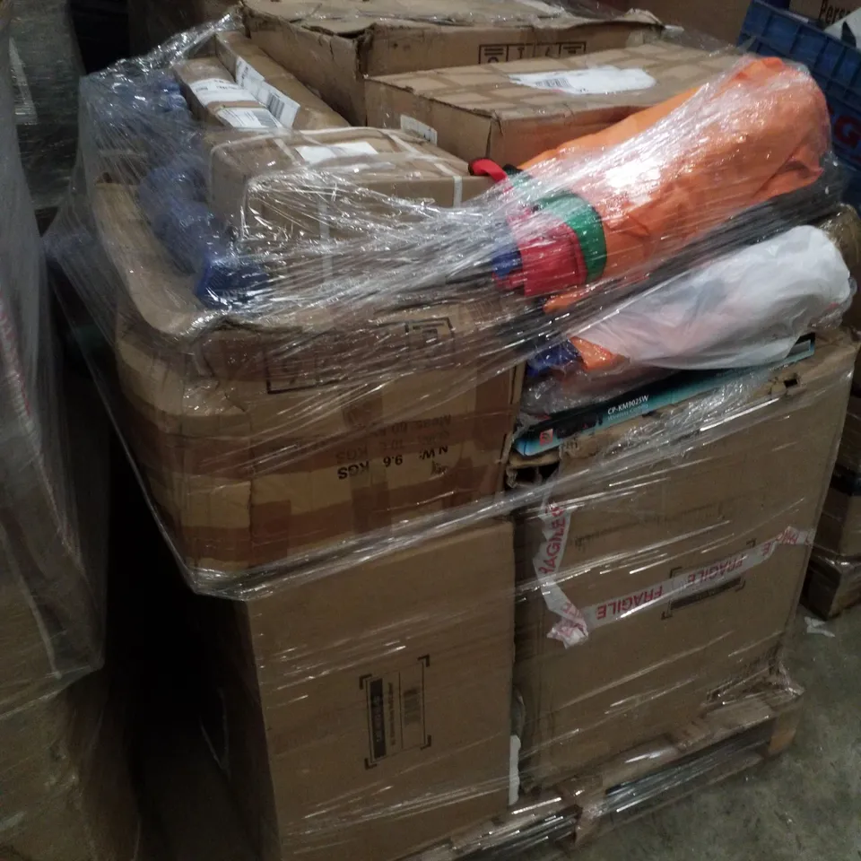 PALLET CONTAINING ASSORTED PRODUCTS INCLUDING REUSABLE SHOPPING TROLLEY BAGS, WIRELESS KEYBOARD MOUSE SET, NETWORK CABINETS & 2.5KG DUMBELLS
