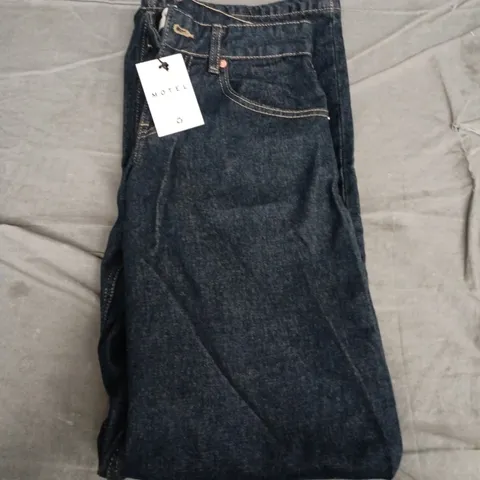 MOTEL DENIM LOW RISE JEANS – INDIGO, W26 L34