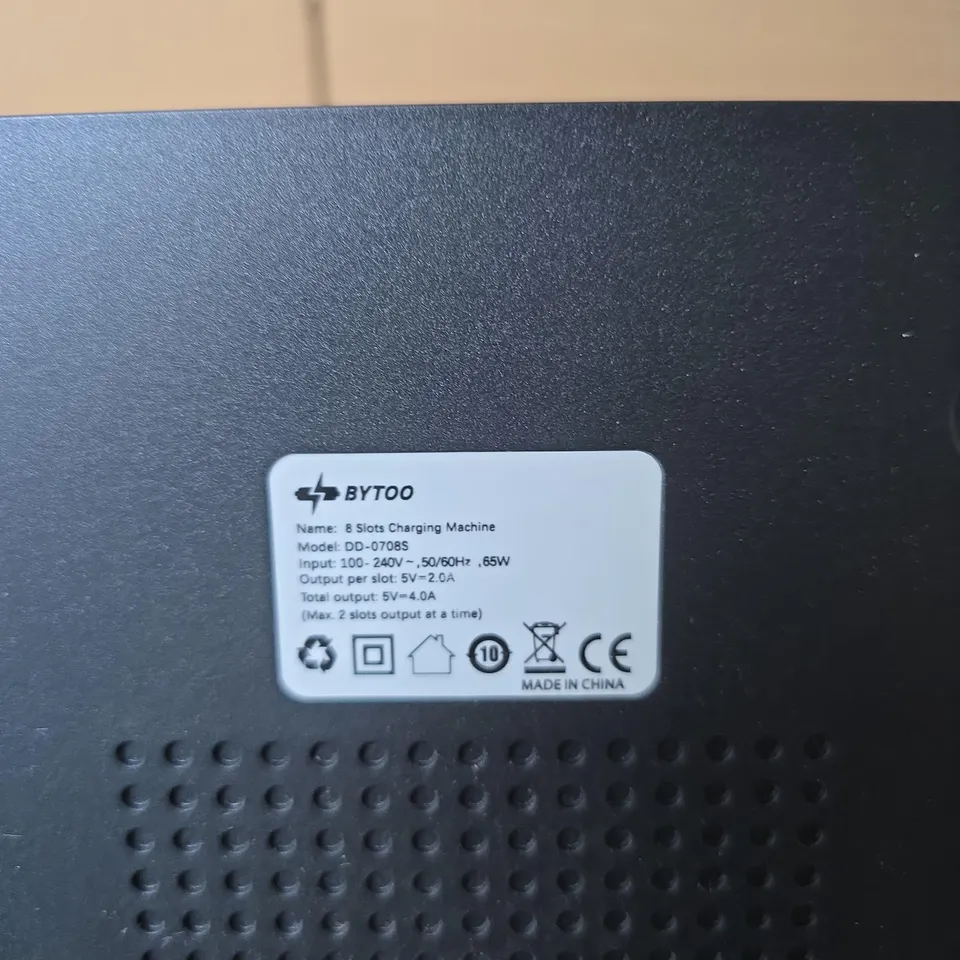 BYTOO 8-SLOT CHARGING MACHINE DD-0708S