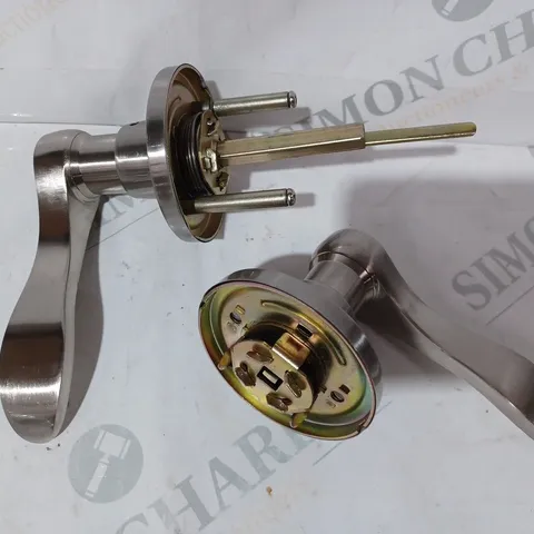 BOXED UNBRANDED STAINLESS STEEL DOOR LOCK HANDLE