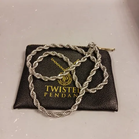 TWISTED PENDANT SILVER ROPE CHAIN