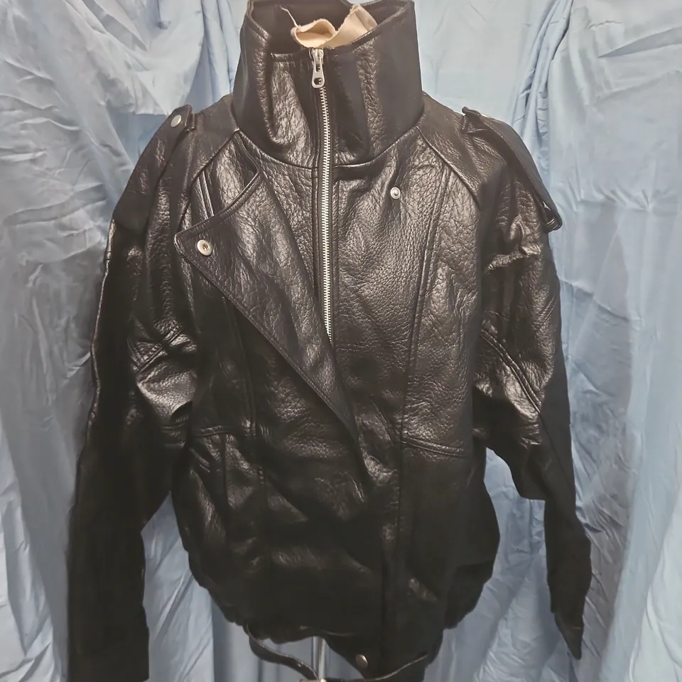 PULL&BEAR BLACK LEATHER-EFFECT BIKER JACKET – MEN'S, UK 40 (EU L, US L)