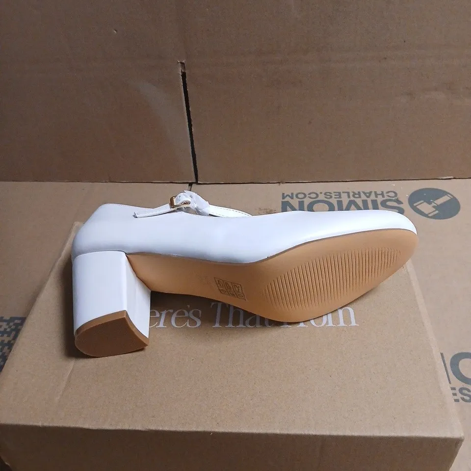 "WHERES THAT FROM" WOMEN'S WHITE MARY JANE HEELED SHOES WITH ANKLE STRAP – BOXED UK 7