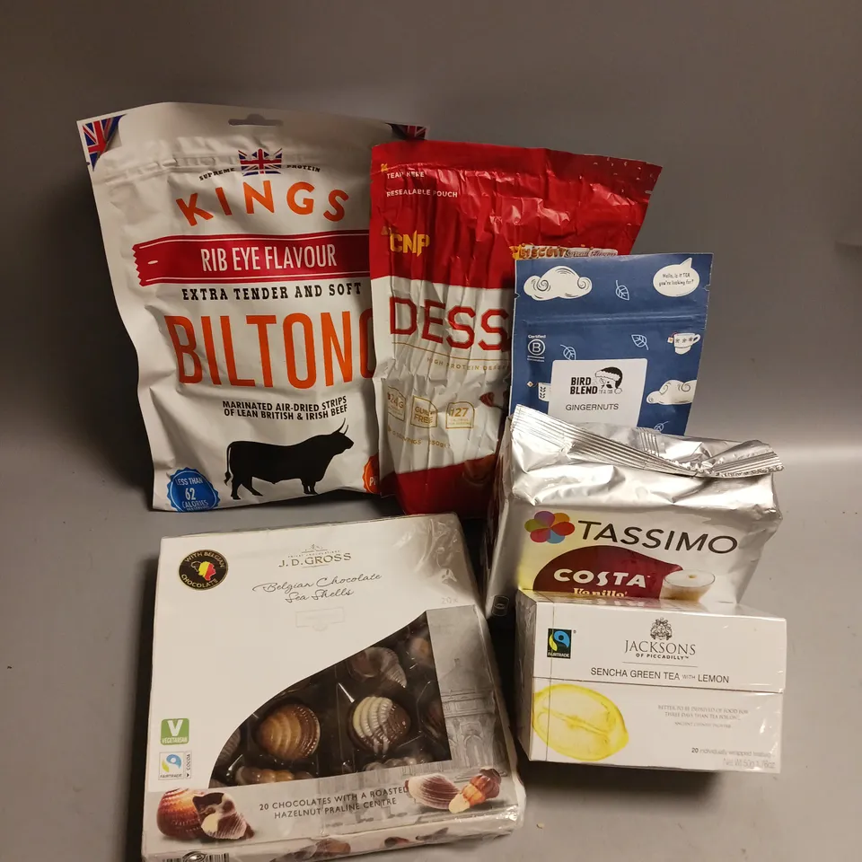 BOX OF APPROX 8 ASSORTED FOOD ITEMS TO INCLUDE - KINGS RIB EYE FLAVOUR BILTONG - CNP BISCOFF HIGH PROTEIN DESSERT MOUSSE - TASSIMA COSTA VANILLA LATTE ETC