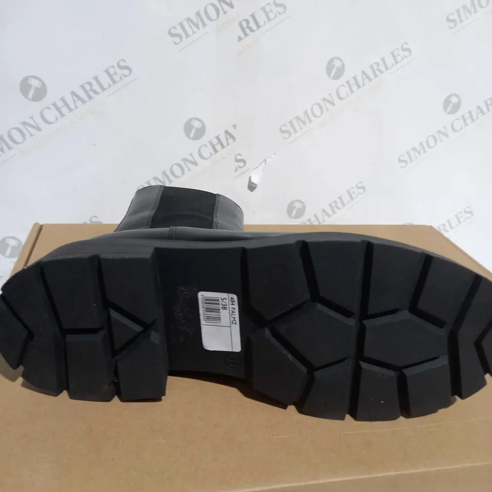 DUNE PALMZ ANKLE BOOT BLACK LEATHER SIZE 5 - BOXED