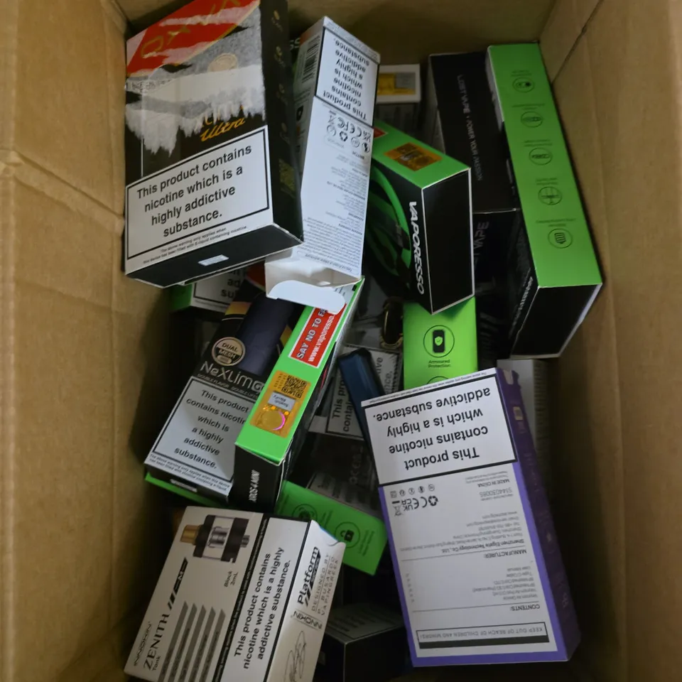 APPROXIMATELY 15 ASSORTED E-CIGARETTE PRODUCTS TO INCLUDE - GEEK VAPE, VOO POO, OXVA ETC