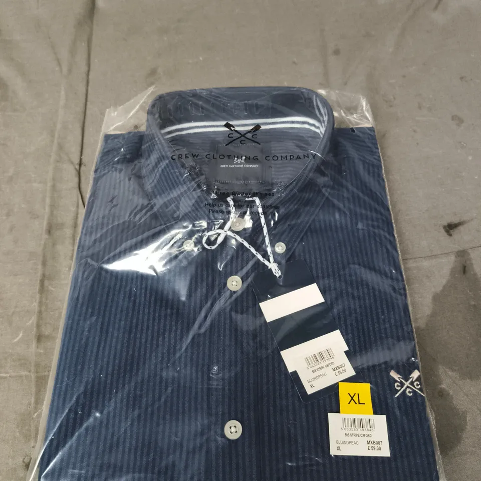 CREW CLOTHING COMPANY BLUE STRIPE OXFORD SHIRT – XL – BAGGED 