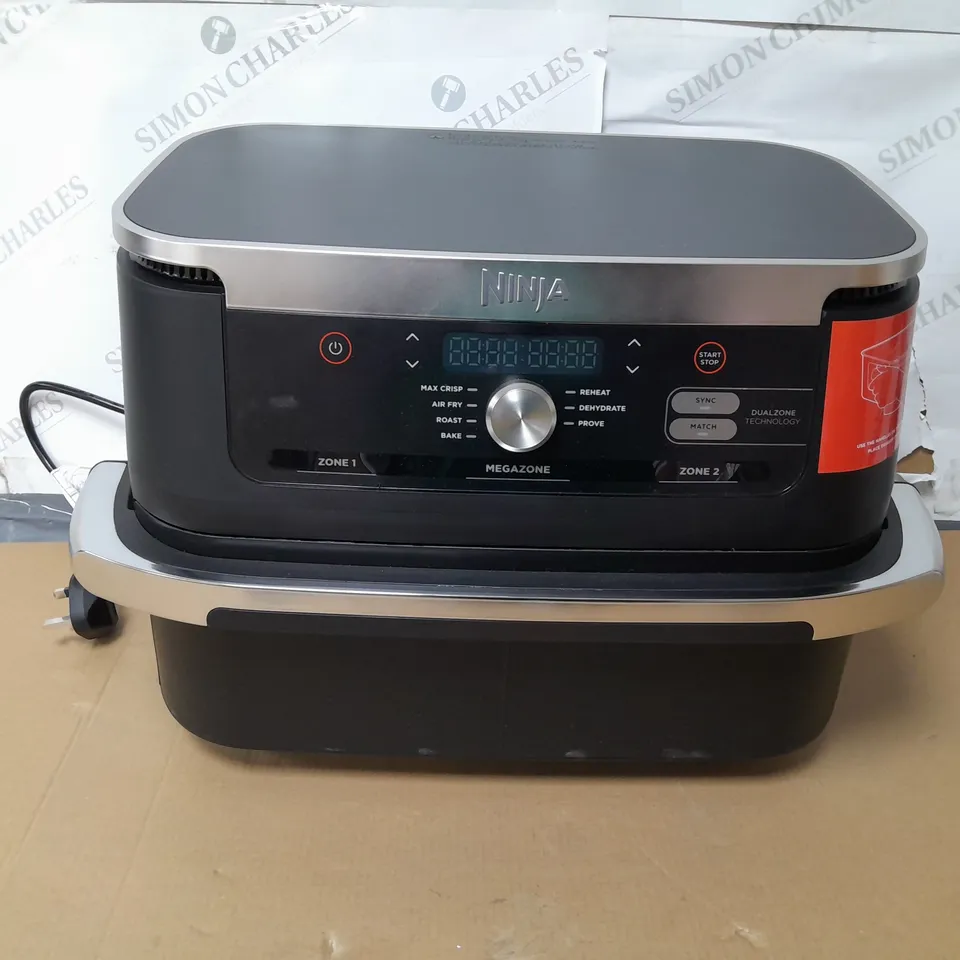 BOXED NINJA 10.4L FOODI FLEXDRAWER DUAL AIR FRYER IN BLACK AF500UK