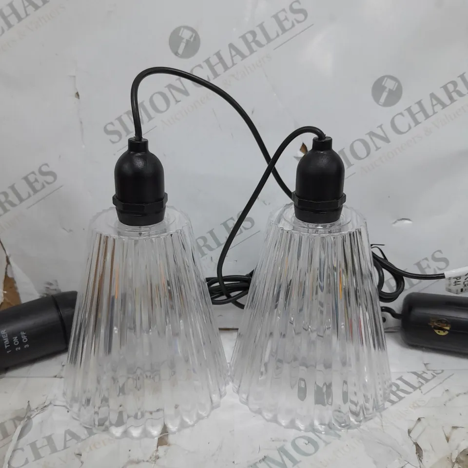 BUNDLEBERRY BY AMANDA HOLDEN SET OF 2 INDOOR OUTDOOR LIGHTS WITH FLUTED SHADE