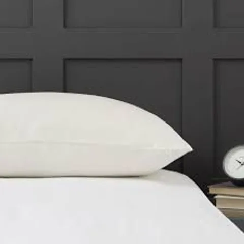 NORTHERN NIGHTS SILK PILLOWCASE