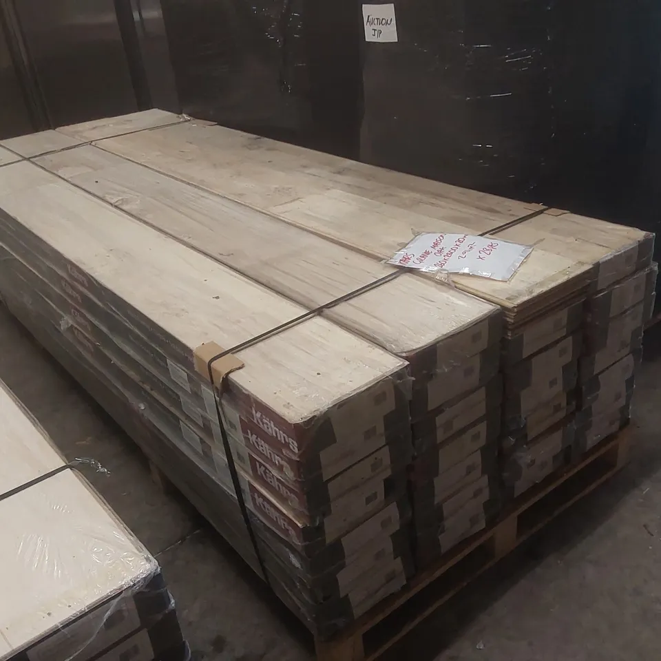 PALLET CONTAINING APPROXIMATELY 28x PACKS OF BRAND NEW KAHRS GRANDE MAISON OAK FLOORING - 2.91M² PP