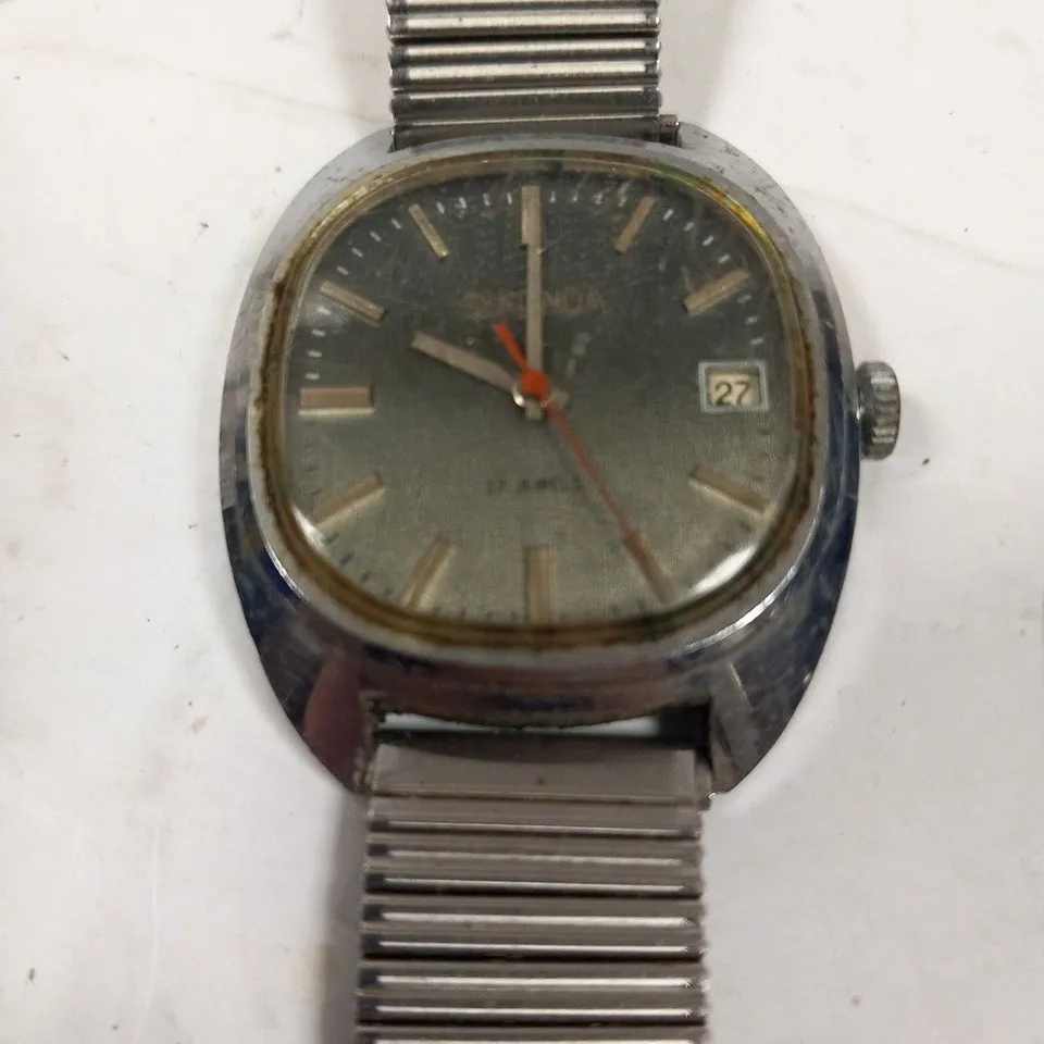 SEKONDA WRIST WATCH