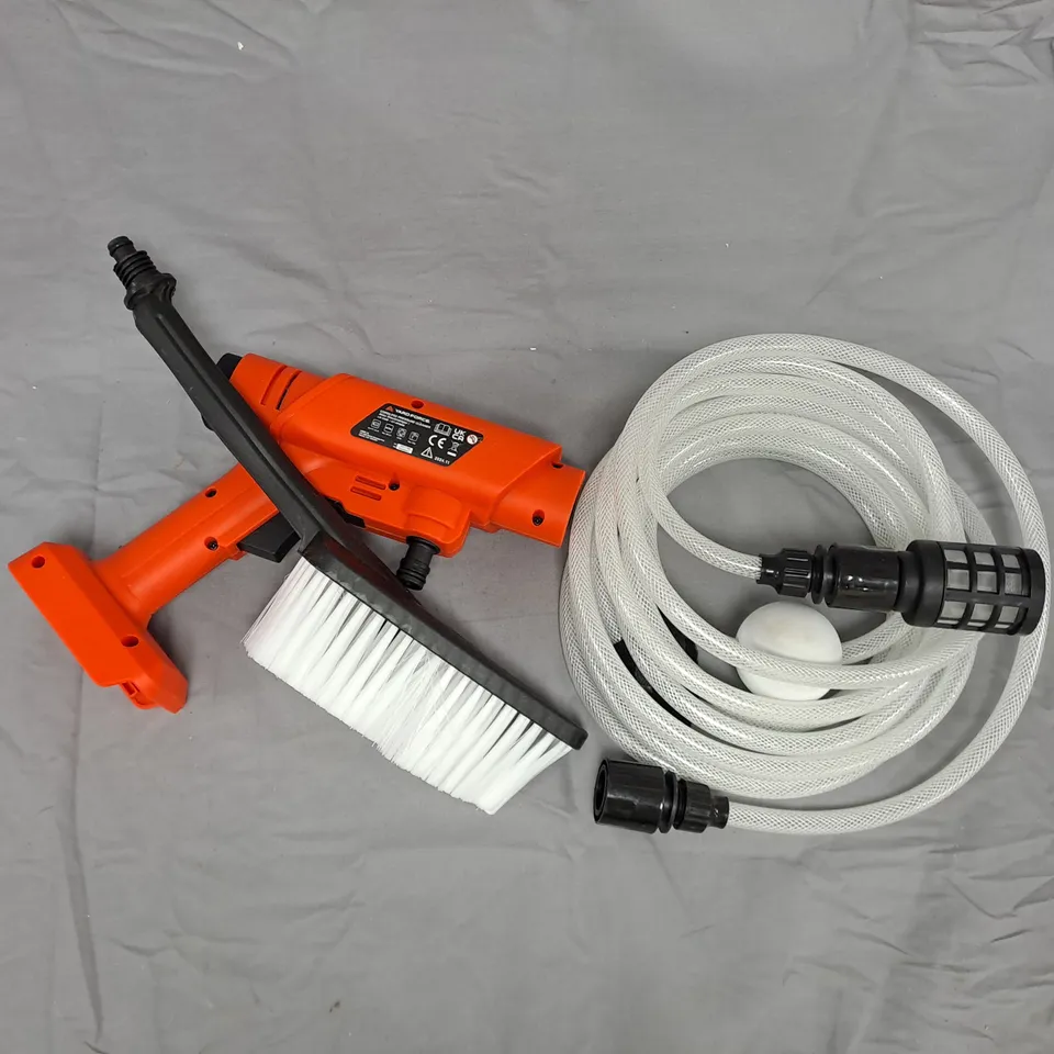 YARD FORCE 20V CORDLESS PRESSURE WASHER LW C02B – WITH HOSE & BRUSH ATTACHMENT