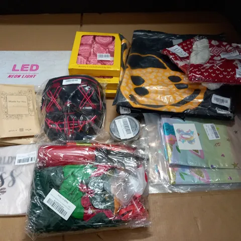 LARGE QUANTITY OF ASSORTED HOUSEHOLD ITEMS TO INCLUDE LED NEON LIGHT, NUMBER BALLOONS AND CHRISTMAS DOG HATS