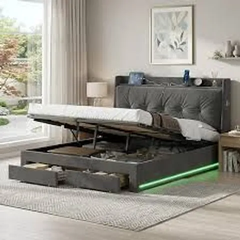 BOXED GREY BTM 5FT KING BED WITH HYDRAULIC STORAGE & CHARGING HEADBOARD (2 BOXES)
