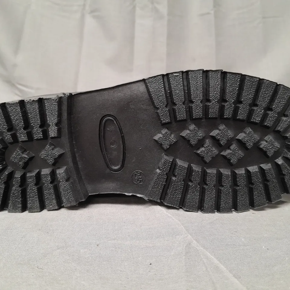 BOX OF APPROXIMATELY 10 BOXED PAIRS OF DRKA FAUX SUEDE LACE UP SHOES IN BLACK - VARIOUS SIZES