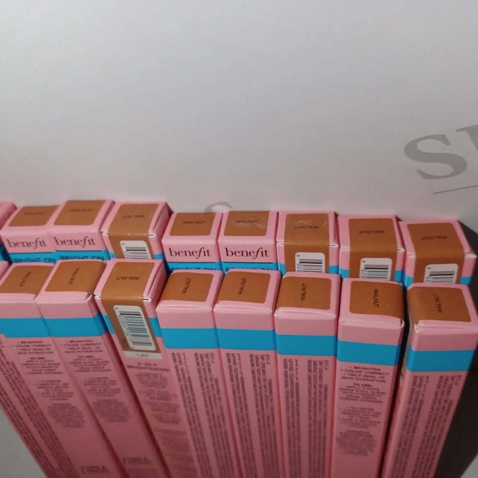 LOT OF APPROX 18 X 5ML BENEFIT COSMETICS BOI-ING BRIGHT ON BRIGHTENING UNDEREYE CONCEALER - #WALNUT