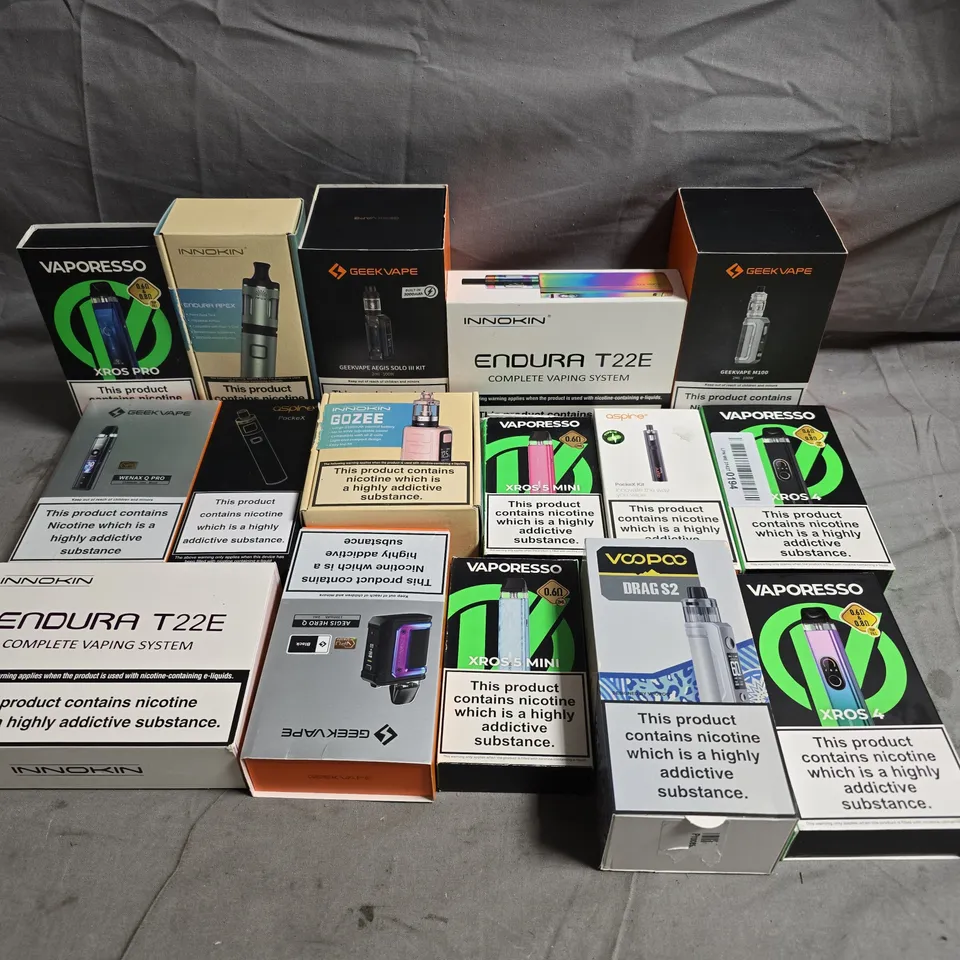 LOT OF APPROX 10 ASSORTED E-CIGS AND PARTS TO INCLUDE VAPORESSO, GEEK VAPE AND INNOKIN