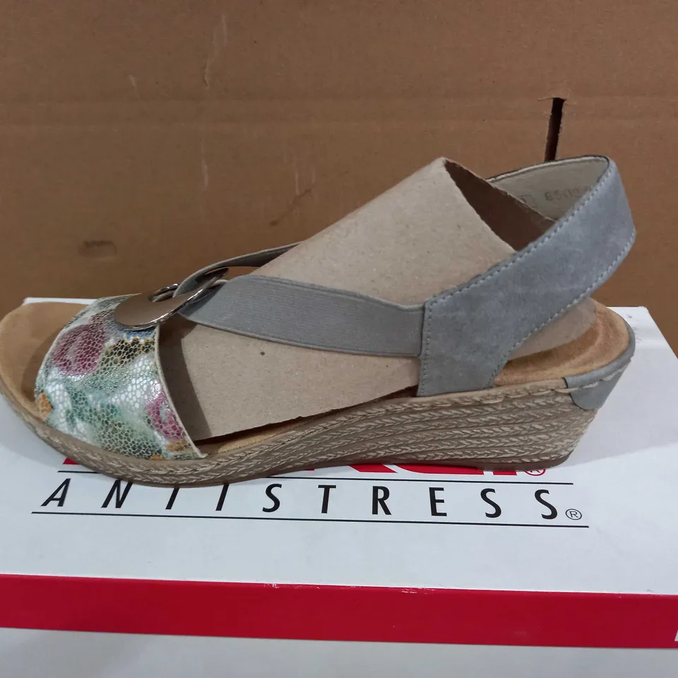 RIEKER WEDGE SANDALS - GREY/FLORAL - UK 6
