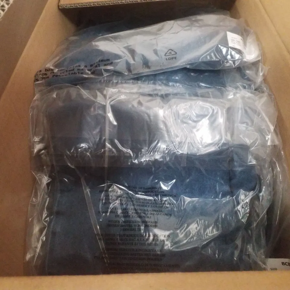 BOX CONTAINING APPROXIMATELY 13 BRAND NEW SIMPLY BE MID BLUE WIDE LEG TROUSERS - SIZE 16R