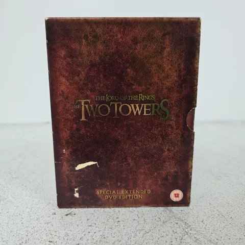 THE LORD OF THE RINGS: THE TWO TOWERS SPECIAL EXTENDED DVD EDITION