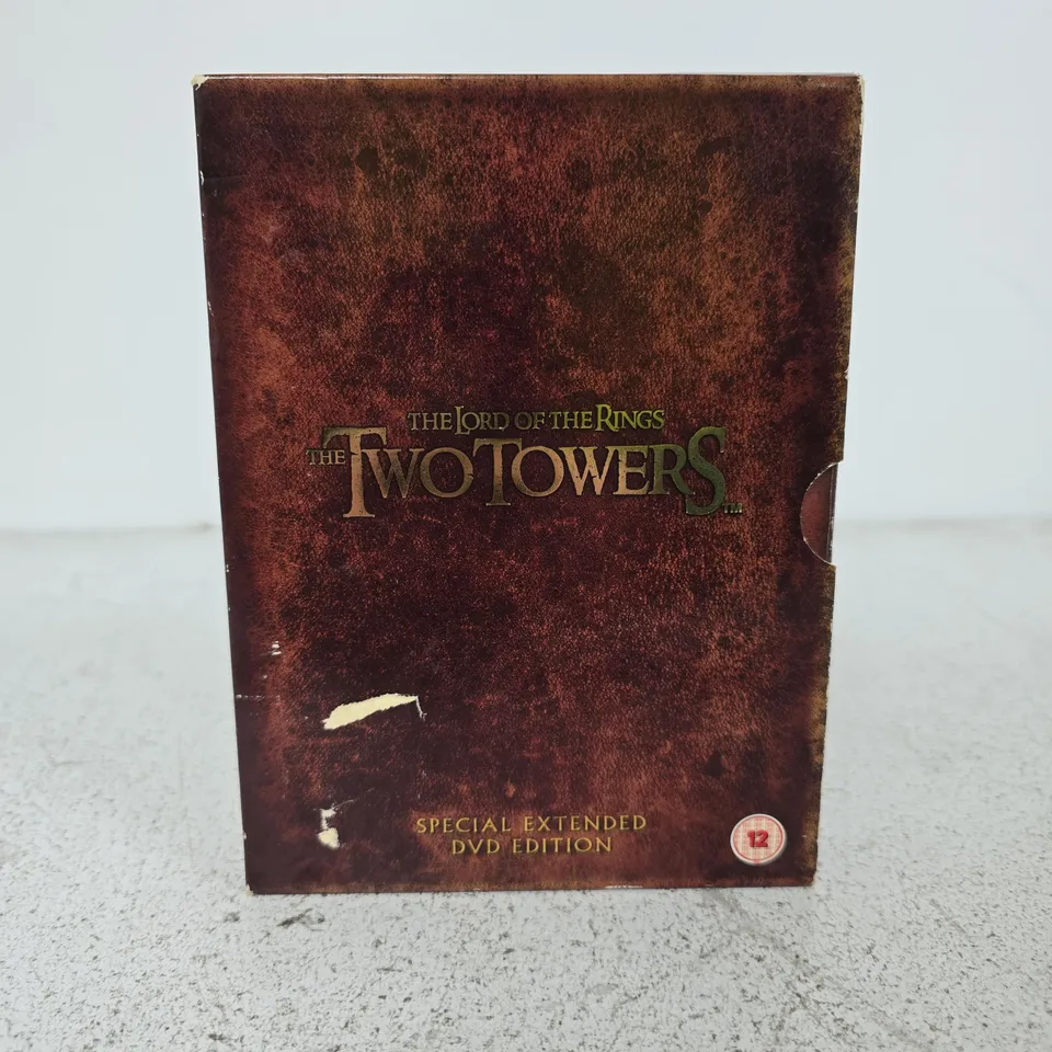 THE LORD OF THE RINGS: THE TWO TOWERS SPECIAL EXTENDED DVD EDITION