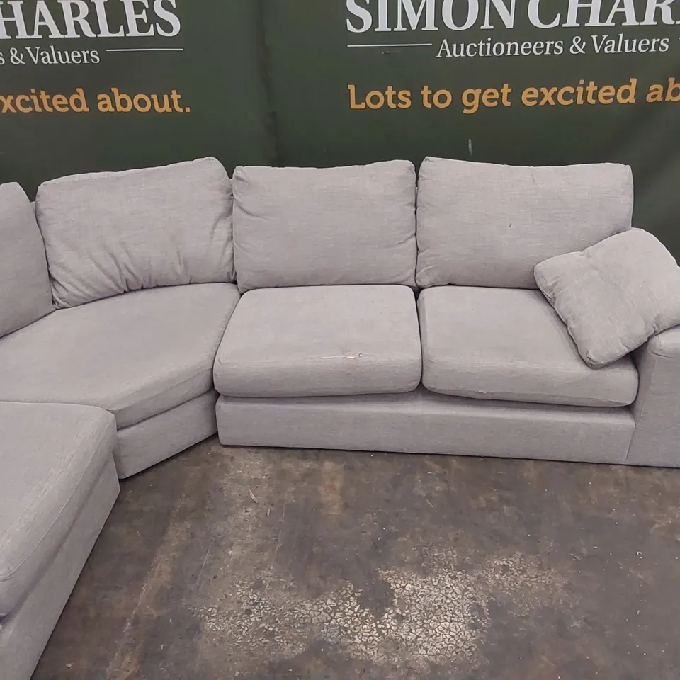 QUALITY DESIGNER LIGHT GREY FABRIC UPHOLSTERED LH CORNER SOFA 