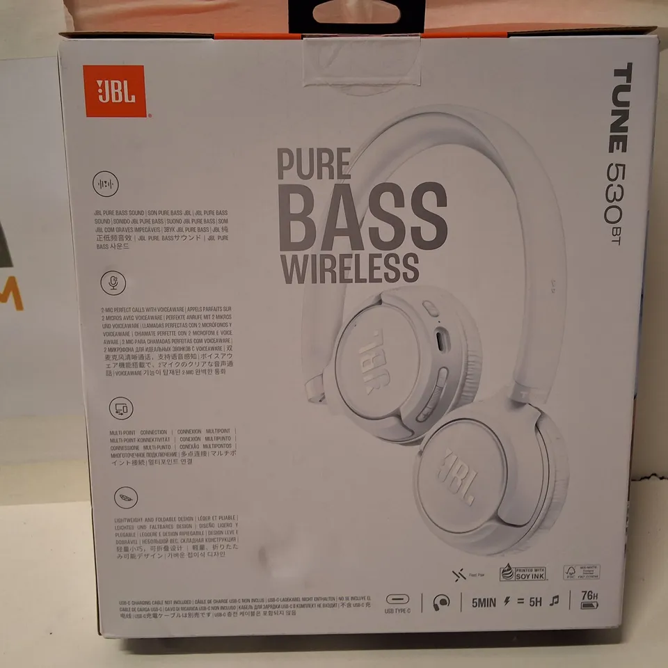 JBL TUNE 530BT WIRELESS HEADPHONES – WHITE