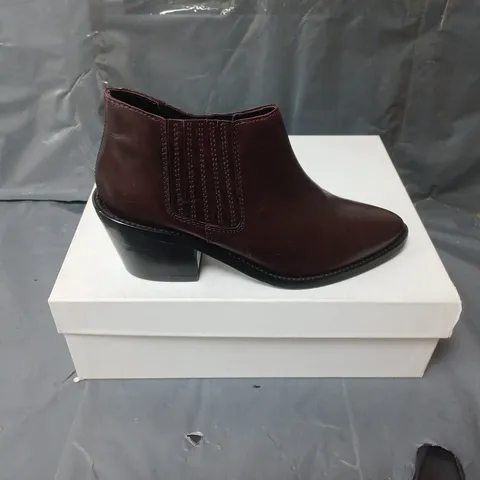 BOXED PAIR OF WOMENS WINE LEATHER ANKLE BOOTS SIZE 36