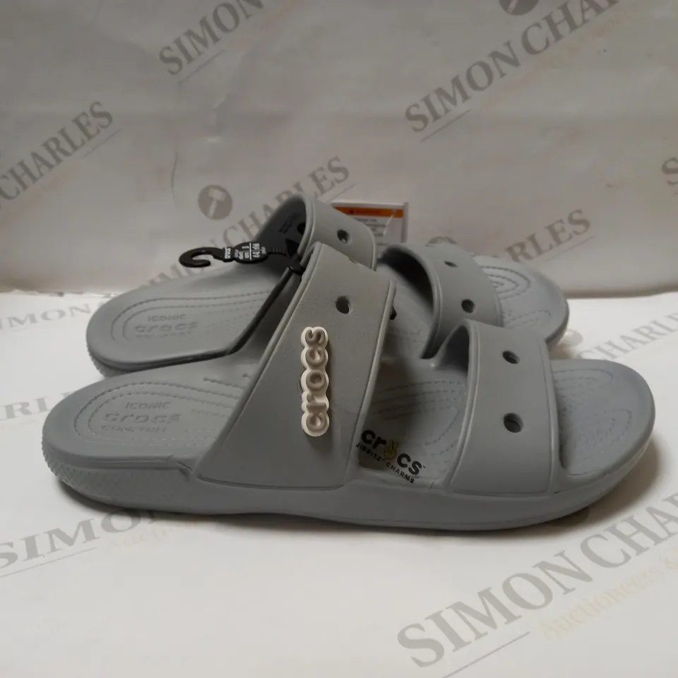 GREY CLASSIC CROCS SADALS SIZE 7