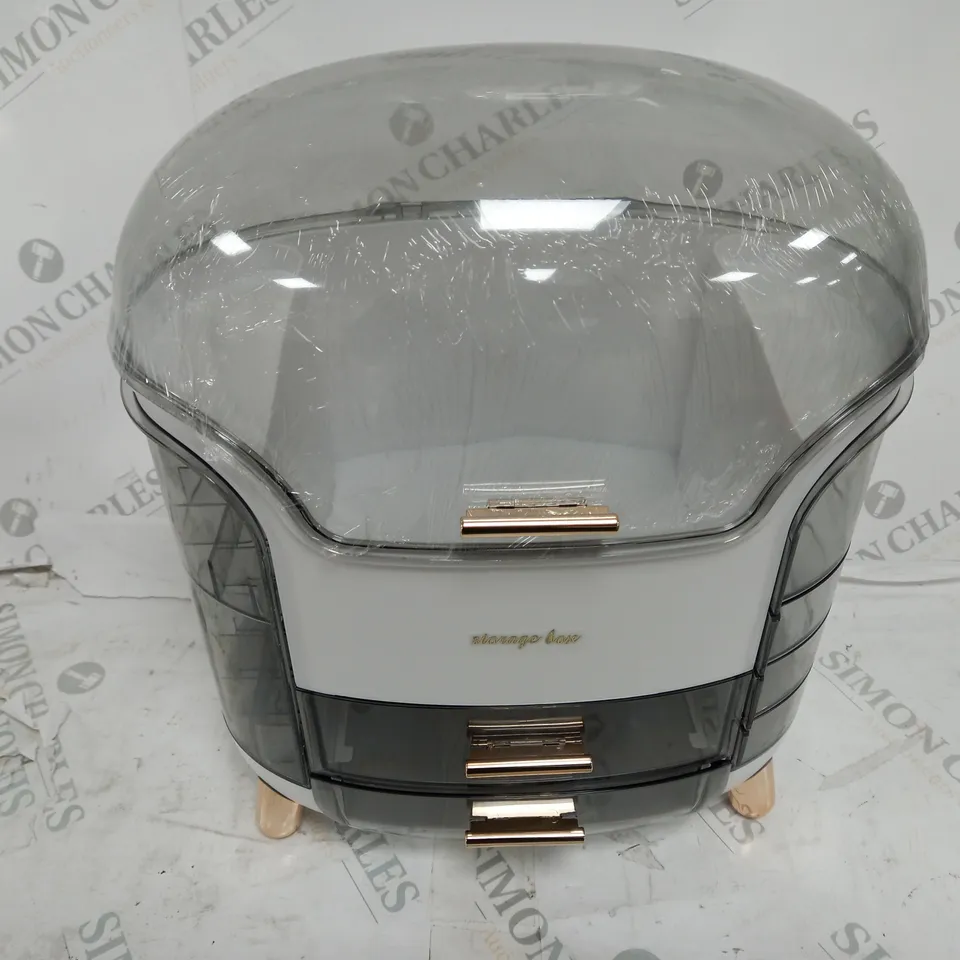 MULTI-COMPARTMENT STORAGE BOX IN BLACK/WHITE