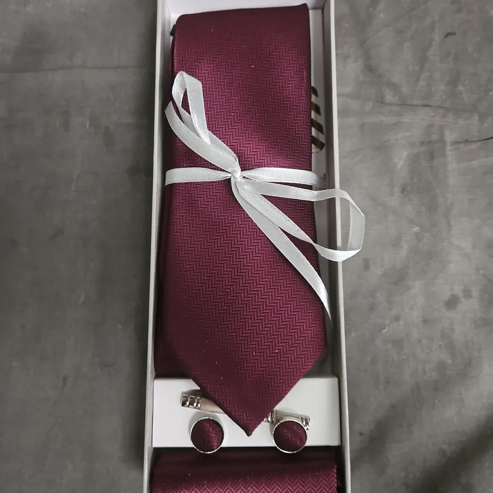 DIBANGU BURGUNDY TIE WITH CUFFLINKS – BOXED