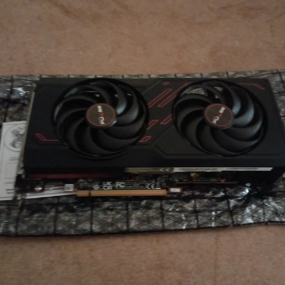 SAPPHIRE PULSE AMD RADEON RX 7600