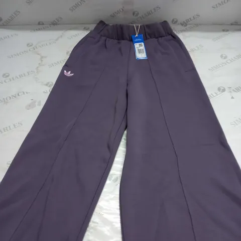 ADIDAS TRACKPANT SHAVIO IN PURPLE - S