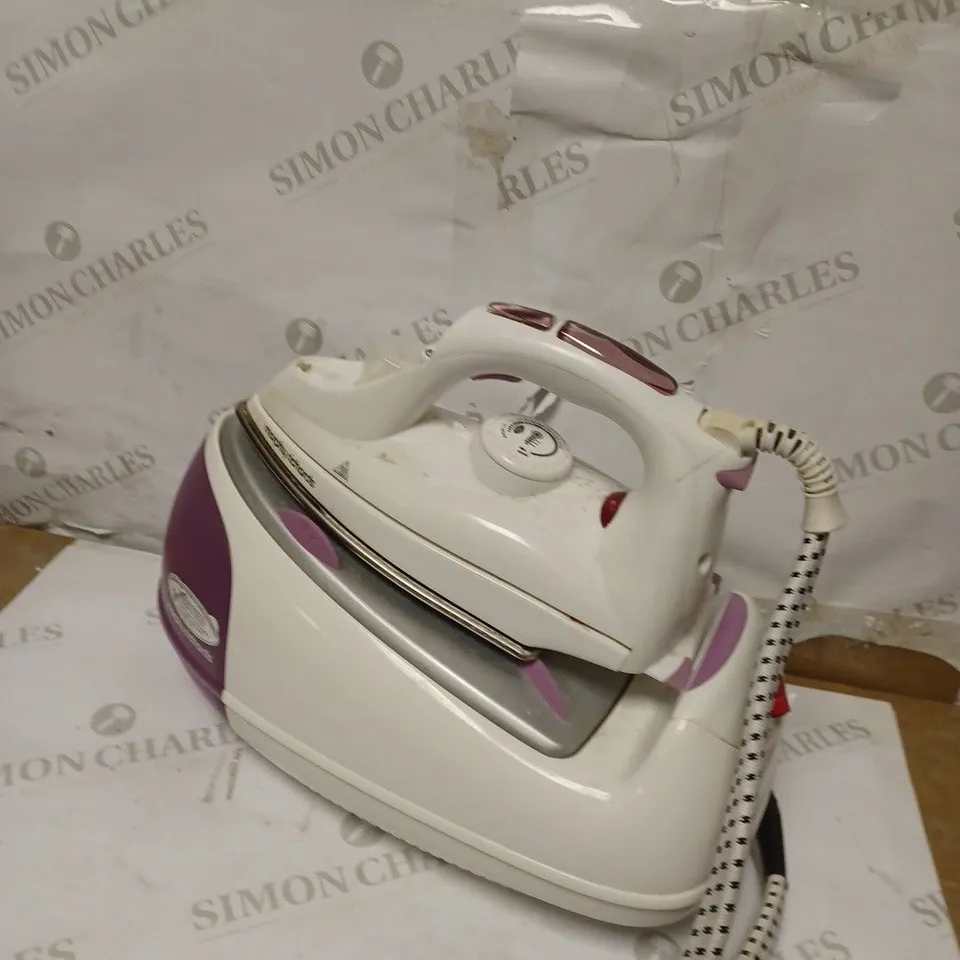 MORPHY RICHARDS JET STEAM GENERATOR IRON PINK/WHITE