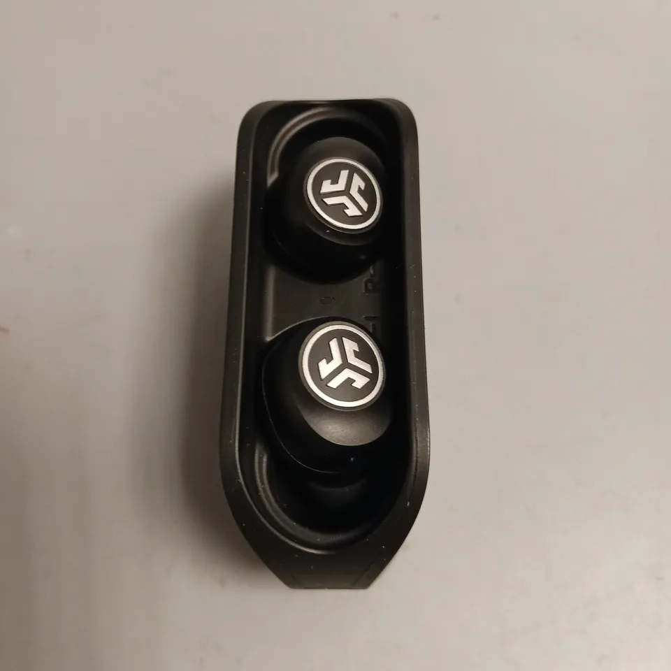 JLAB GO AIR TRUE WIRELESS EARBUDS IN BLACK BLUETOOTH ENABLED