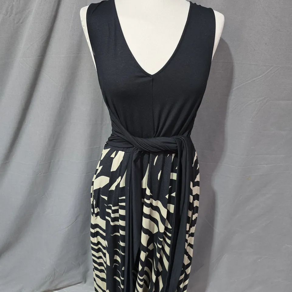 HOBBS LONDON WOMEN'S SLEEVELESS DRESS WITH BLACK BODICE AND ZEBRA-PRINT SKIRT - SIZE 12
