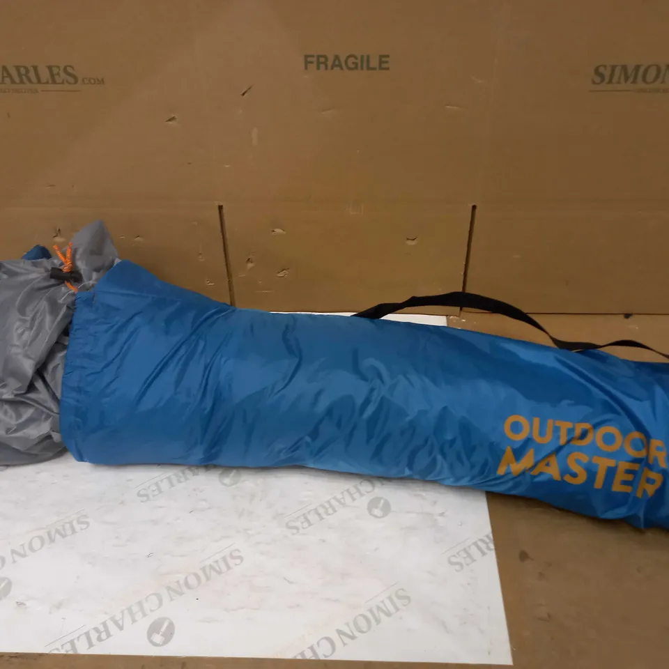 OUTDOORMASTER BEACH TENT - COLLECTION ONLY 