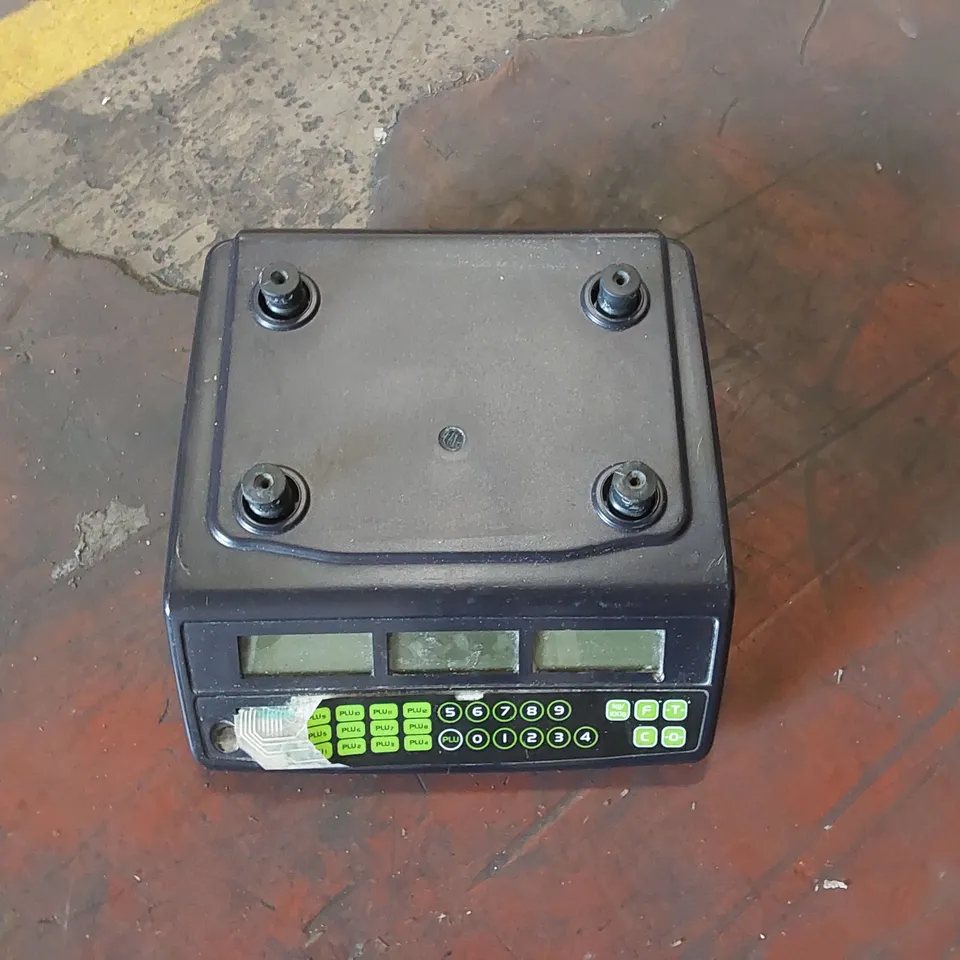 AVERY BERKEL DIGITAL SCALE