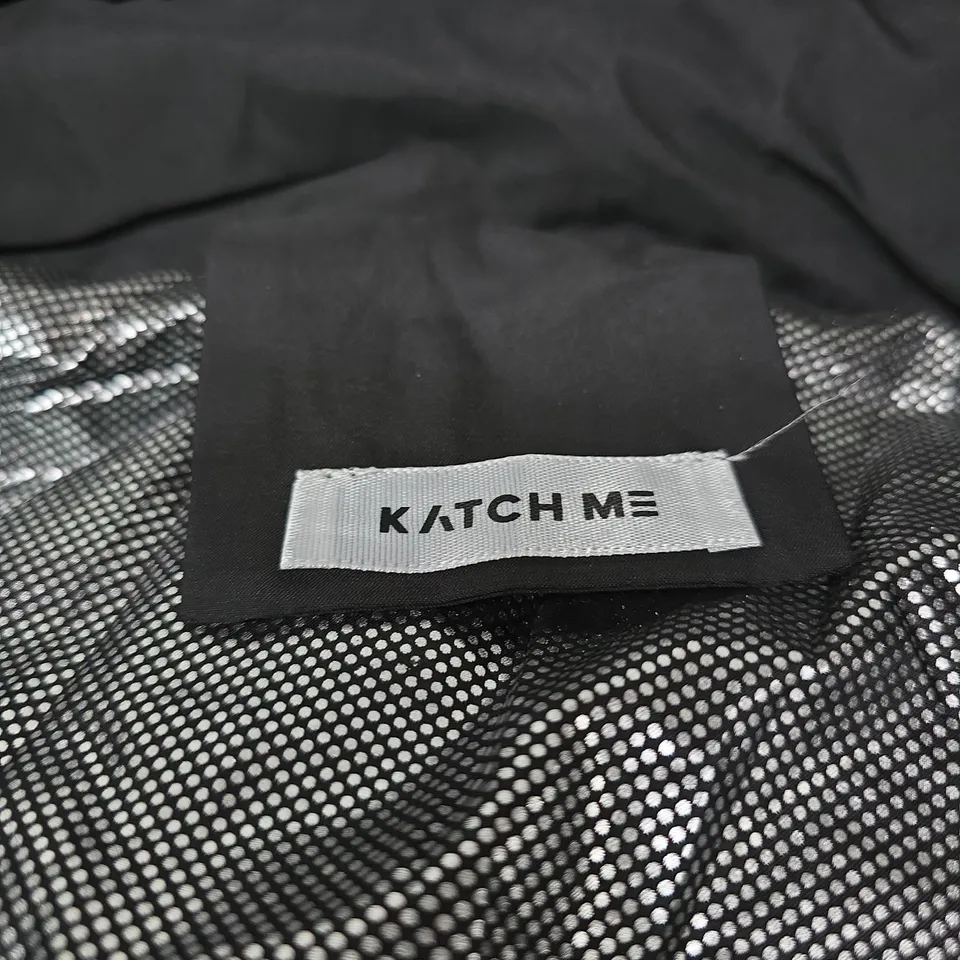 KATCH ME HOODED PUFFER JACKET – BLACK – UK XL