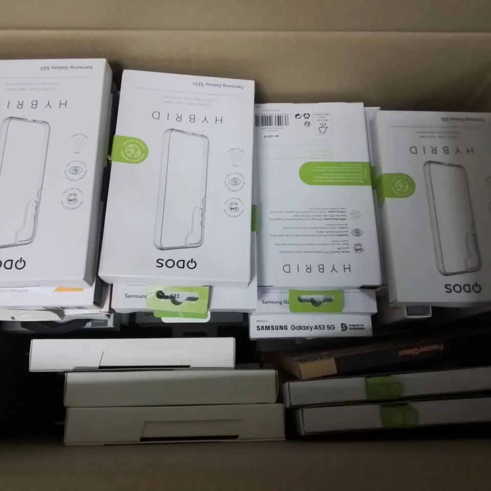 LOT OF APPROXIMATELY 60 ASSORTED MOBILE PHONE CASES AND SCREEN PROTECTORS