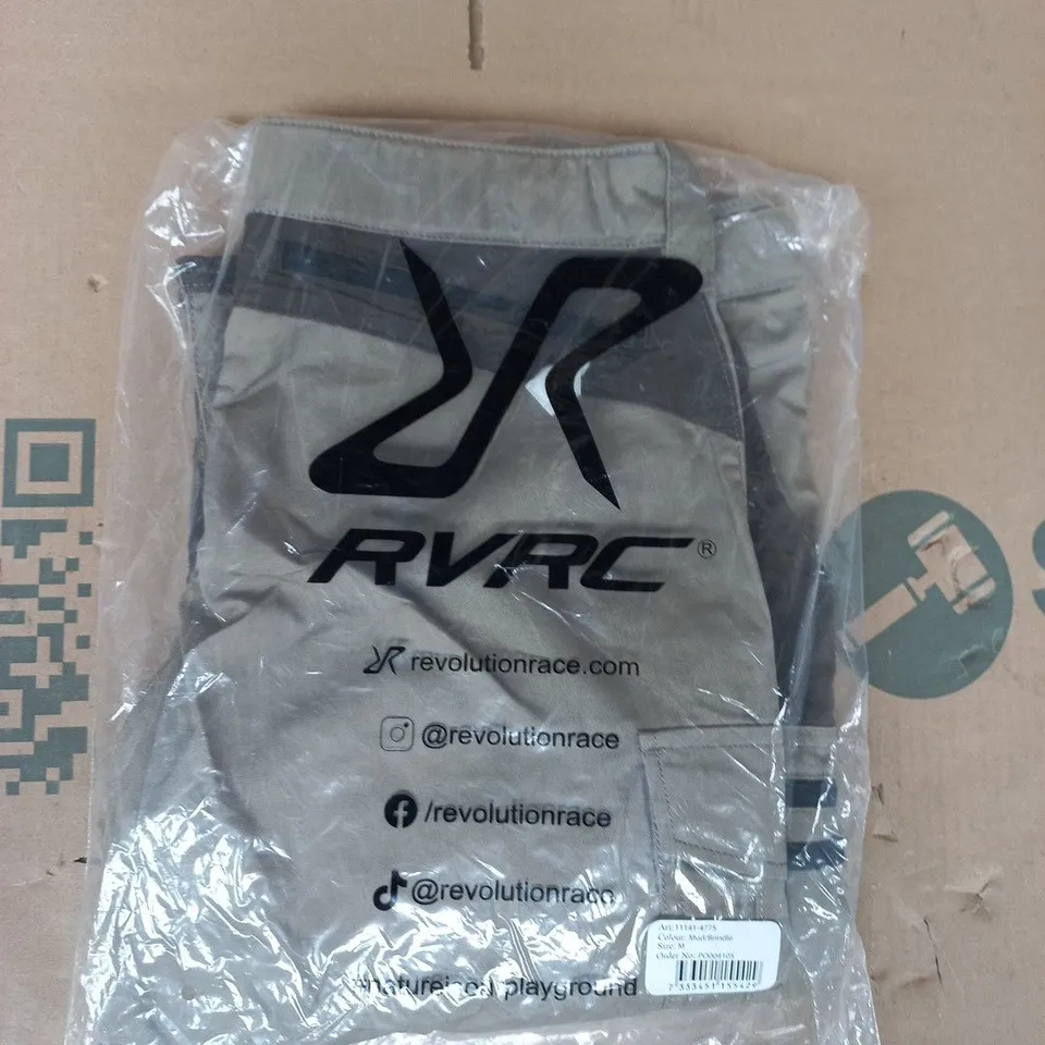 BAGGED REVOLUTION RACE PANTS IN MUD/BRINDLE SIZE MEDIUM