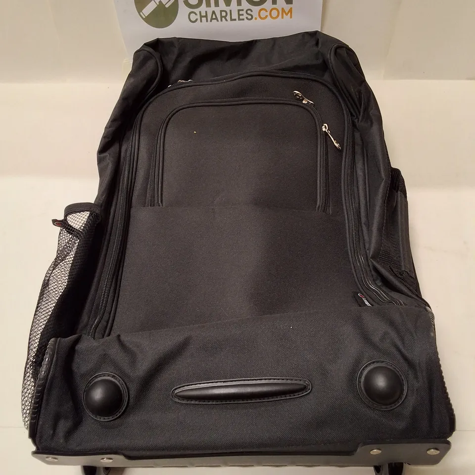 5 CITIES LUGGAGE ON WHEELS – BLACK SOFT-SIDED CARRY-ON BAG