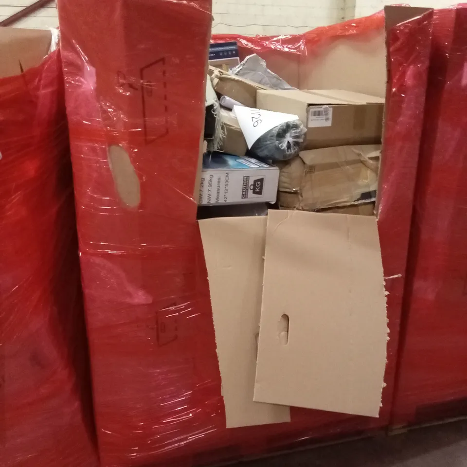 PALLET OF ASSORTED HOUSEHOLD GOODS AND PRODUCTS TO INCLUDE; PORTABLE POOL, DARTBOARD, KIDS TOYS ETC